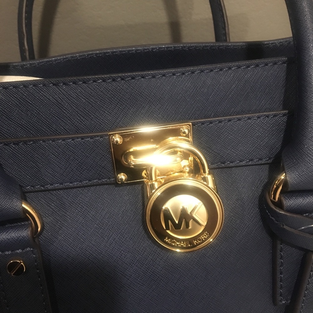 Michael Kors Purse - Picture 2 of 6
